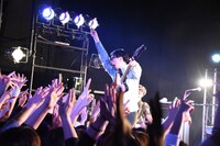 桃野陽介（G, Vo）