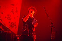 武井優心（Vo, B）（撮影：山川哲矢）