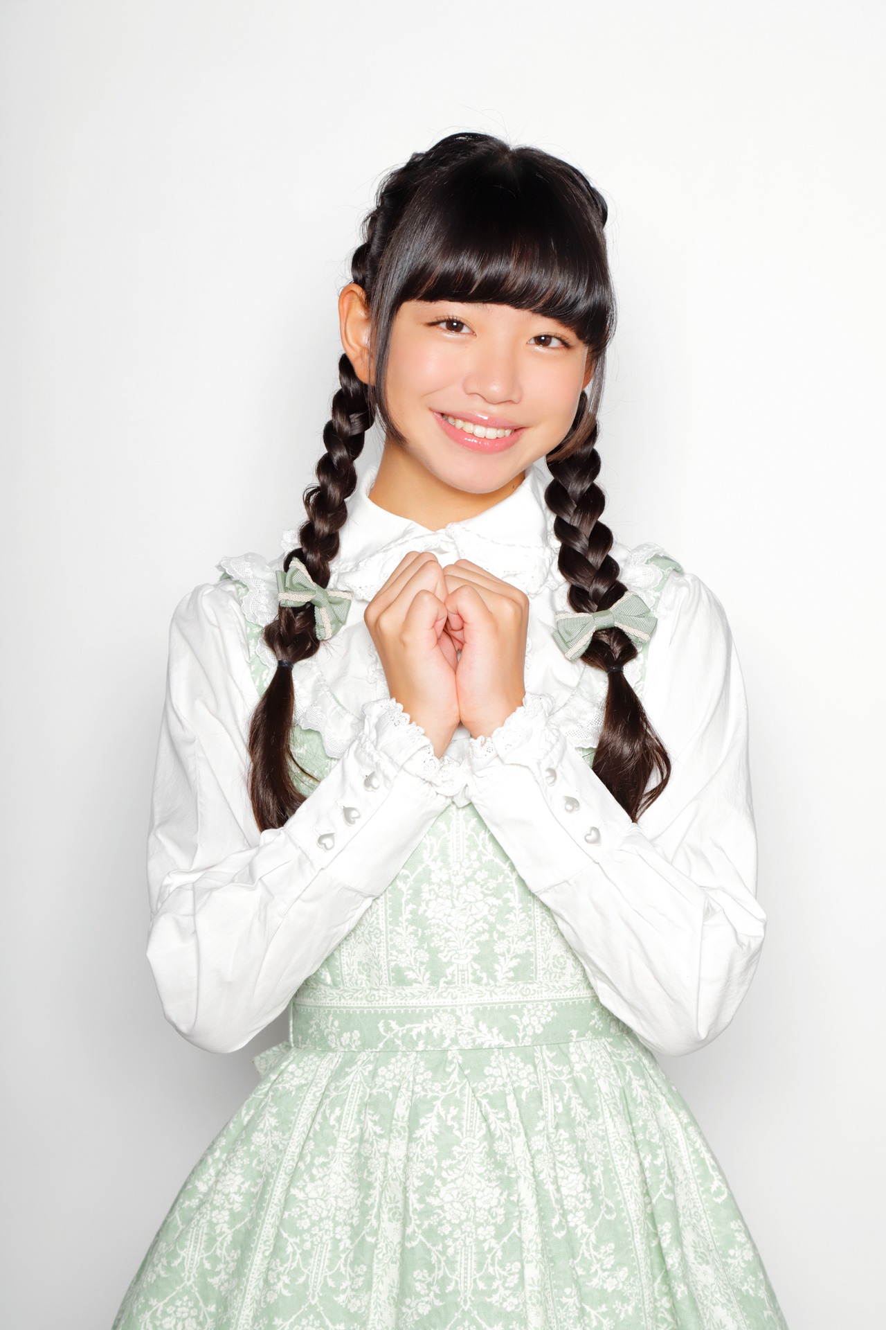 吉田万葉