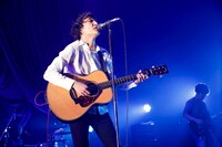 石崎ひゅーい（Photo by HAJIME KAMIIISAKA）