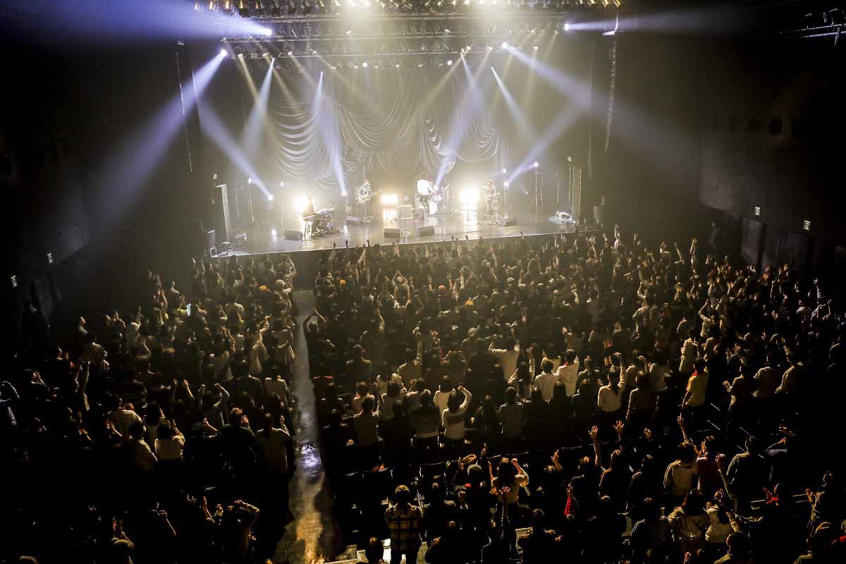 「石崎ひゅーい TOUR 2017『鬼退治』」の様子。 （Photo by HAJIME KAMIIISAKA）