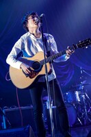 石崎ひゅーい（Photo by HAJIME KAMIIISAKA）