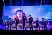 超特急（撮影：米山三郎、深野輝美）