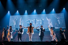 超特急（撮影：米山三郎、深野輝美）