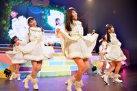 ときめき▽宣伝部「ときめき▽宣伝部のどきどき▽クリスマスパーティーvol.3」東京・日本青年館ホール公演の様子。