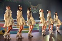 ときめき▽宣伝部「ときめき▽宣伝部のどきどき▽クリスマスパーティーvol.3」東京・日本青年館ホール公演の様子。