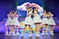 ときめき▽宣伝部「ときめき▽宣伝部のどきどき▽クリスマスパーティーvol.3」東京・日本青年館ホール公演の様子。