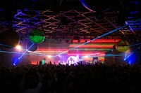 植田真梨恵「LIVE TOUR 2017［ロンリーナイト マジックスペル］」最終公演の様子。