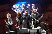 LUNA SEA「One Night Dejavu」から10年、愛と感謝のたまアリXmasライブ大盛況