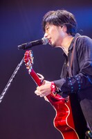 吉田結威（G, Vo）（撮影：日吉"JP”純平）