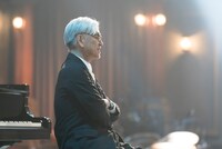 「大人エレベーター」第29弾撮影時の様子。