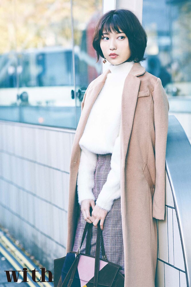 with」2月号より、志田愛佳（欅坂46）。 - 欅坂46菅井、守屋