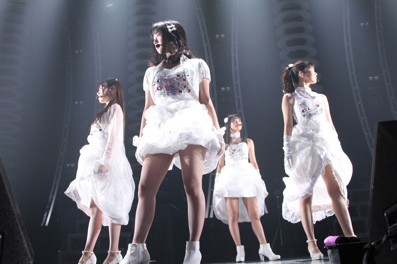 「9nine ワンマンライブ  2017 -Quattro Formaggi-」の様子。（写真提供：レプロエンタテインメント）