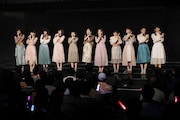 「反射的スルー」を初披露するラブクレッシェンド。(写真提供:avex)