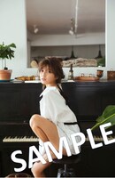 宇野実彩子「about time」楽天ブックス予約購入者特典クリアファイルデザイン（撮影：倉本GORI）
