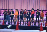 「第68回NHK紅白歌合戦」リハーサル中のLittle Glee Monster。
