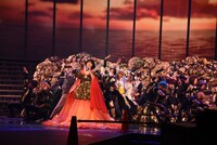 水森かおりのリハーサルの様子。