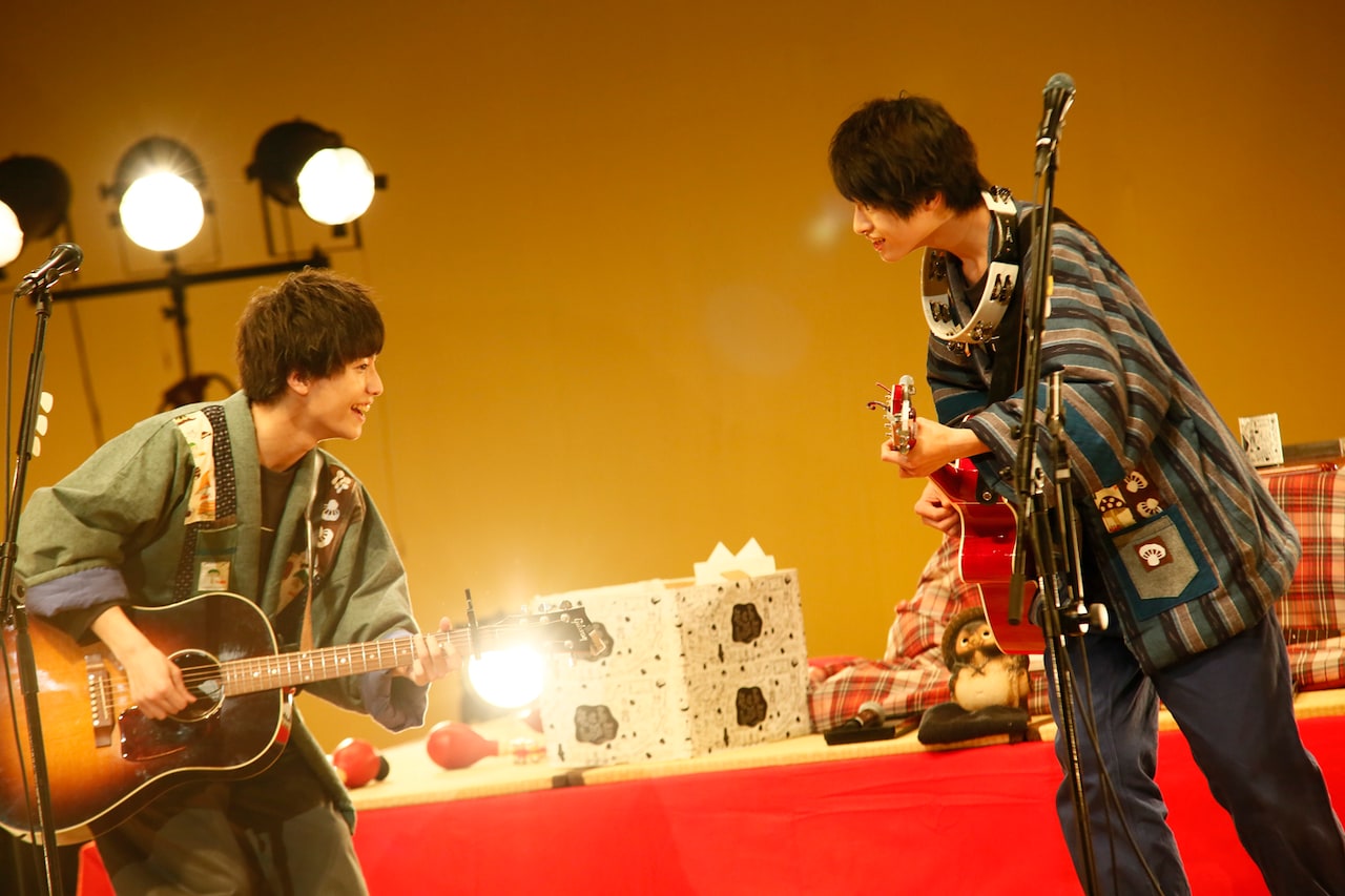 いきものダンスにウクレレも！さくらしめじ“まったり忘年会”でファンと笑い納め