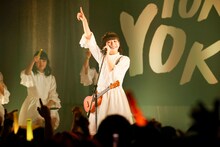 ばってん少女隊「年末だよ、渡辺通り大会～2日間BEATば刻んでもよかよかよかSTATION～ ＜ROAD to 2018～おっしょい！ばっかりやってられない～＞」の様子。（撮影：濱本英介）