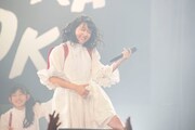 ばってん少女隊「年末だよ、渡辺通り大会~2日間BEATば刻んでもよかよかよかSTATION~ <ROAD to 2018~おっしょい!ばっかりやってられない~>」の様子。(撮影:濱本英介)