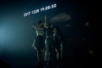 Maison book girl「Solitude HOTEL 4F」の様子。（撮影：稲垣謙一）