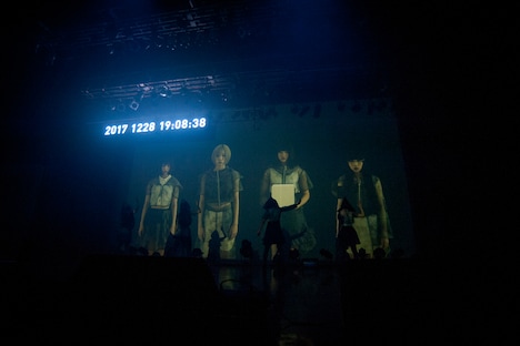 Maison book girl「Solitude HOTEL 4F」の様子。（撮影：稲垣謙一）