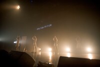 Maison book girl「Solitude HOTEL 4F」の様子。（撮影：稲垣謙一）