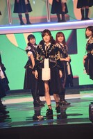 渡辺麻友（中央 / AKB48）