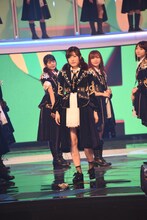 渡辺麻友（中央 / AKB48）