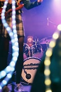 石田成美(Dr / Homecomings)