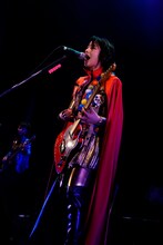 のん（写真提供：MICE ENTERTAINENT INC.）