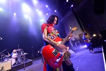 のん（写真提供：MICE ENTERTAINENT INC.）