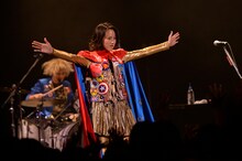 のん（写真提供：MICE ENTERTAINENT INC.）