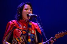 のん（写真提供：MICE ENTERTAINENT INC.）