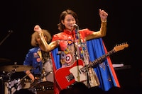 のん（写真提供：MICE ENTERTAINENT INC.）