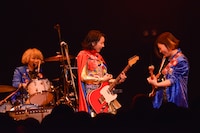 のん（写真提供：MICE ENTERTAINENT INC.）