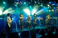 HomecomingsとNegicco。