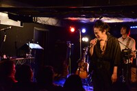 左からツネヲ、石塚”BERA”伯広。