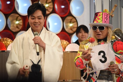 三山ひろしとDJ KOO（TRF）。