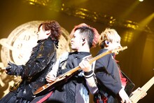 DAIGO（BREAKERZ）、ミヤ（MUCC）、YUKKE（MUCC）。