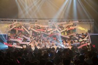 アイドルカレッジ「8th anniversary アイドルカレッジ8大都市ツアー!!!～新リーダーエビちゃん、ごあいさつに参ります～」東京・マイナビBLITZ赤坂公演の様子。（撮影：林晋介）
