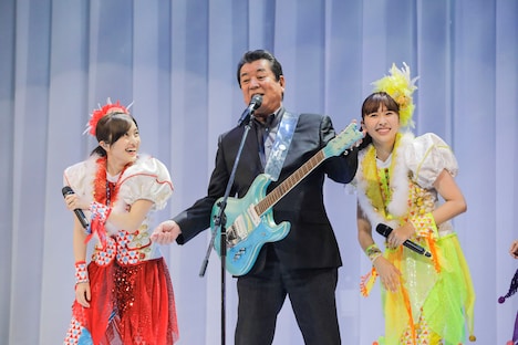 百田夏菜子、加山雄三、玉井詩織。（Photo by HAJIME KAMIIISAKA）