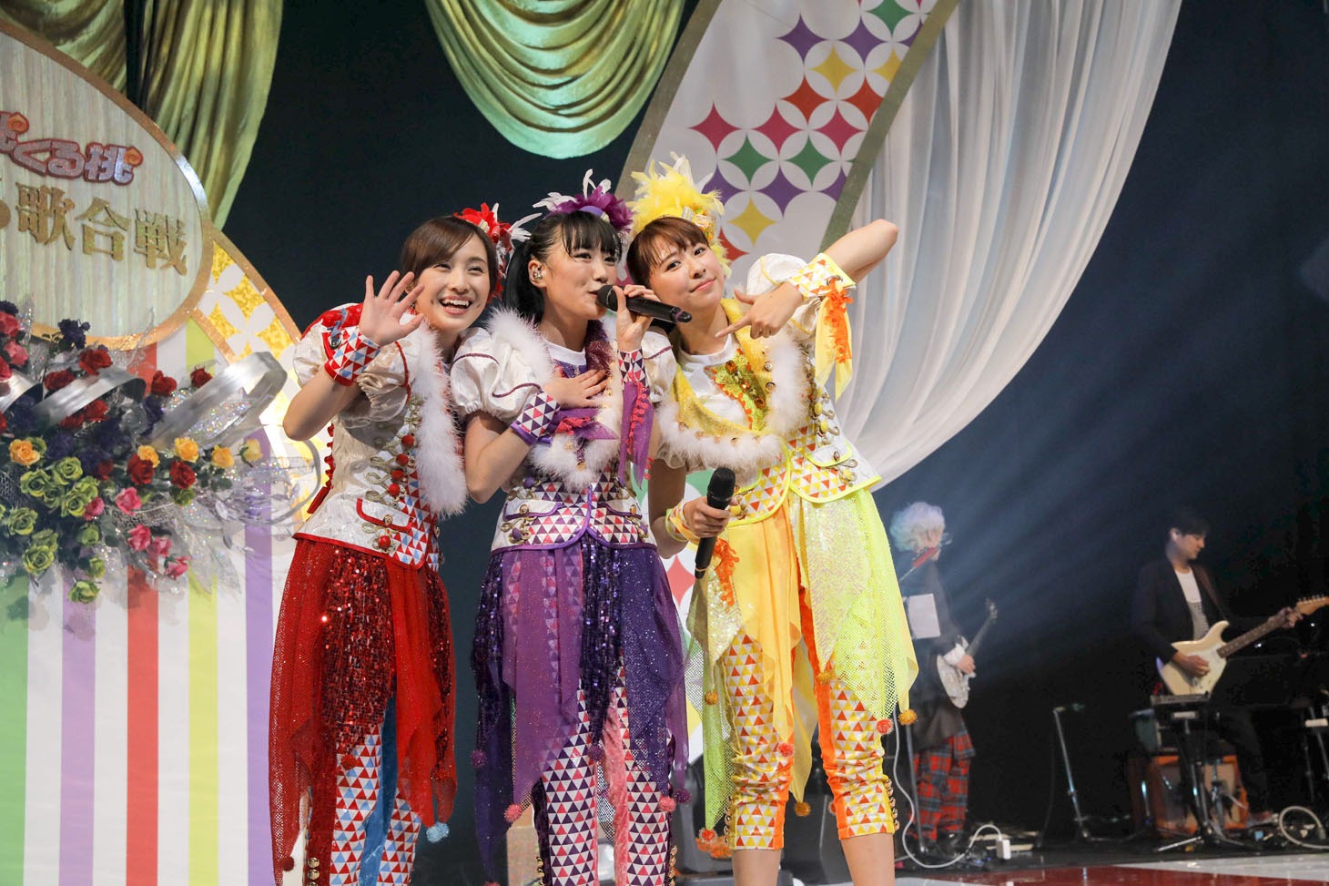 百田夏菜子、高城れに、玉井詩織。（Photo by HAJIME KAMIIISAKA）