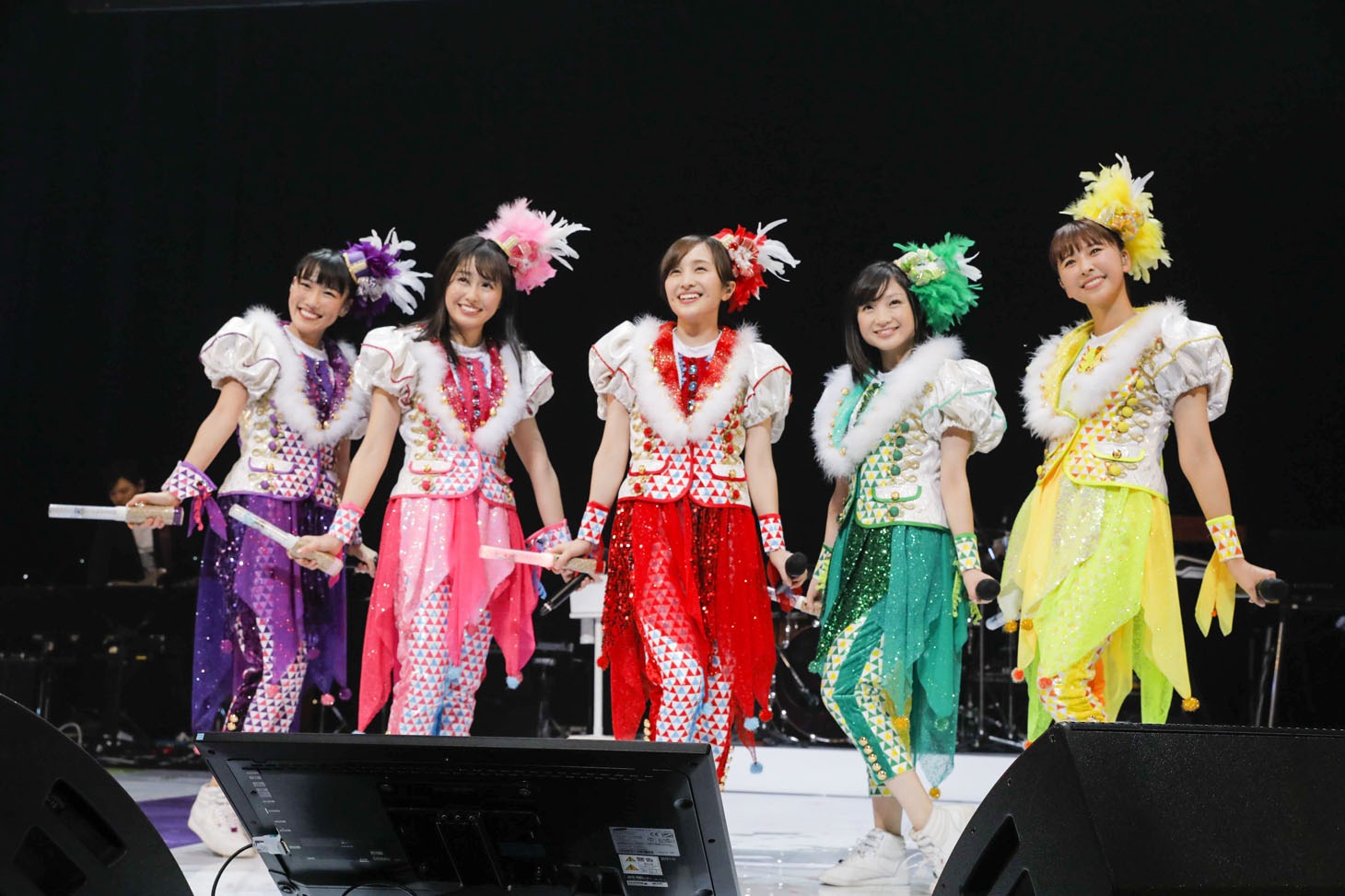 ももいろクローバーZ（Photo by HAJIME KAMIIISAKA）
