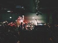 愛はズボーン（写真提供：Hamsterdam Records）