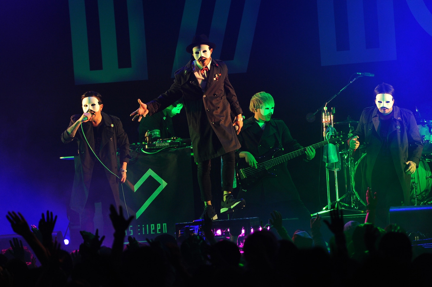 Official髭男dism