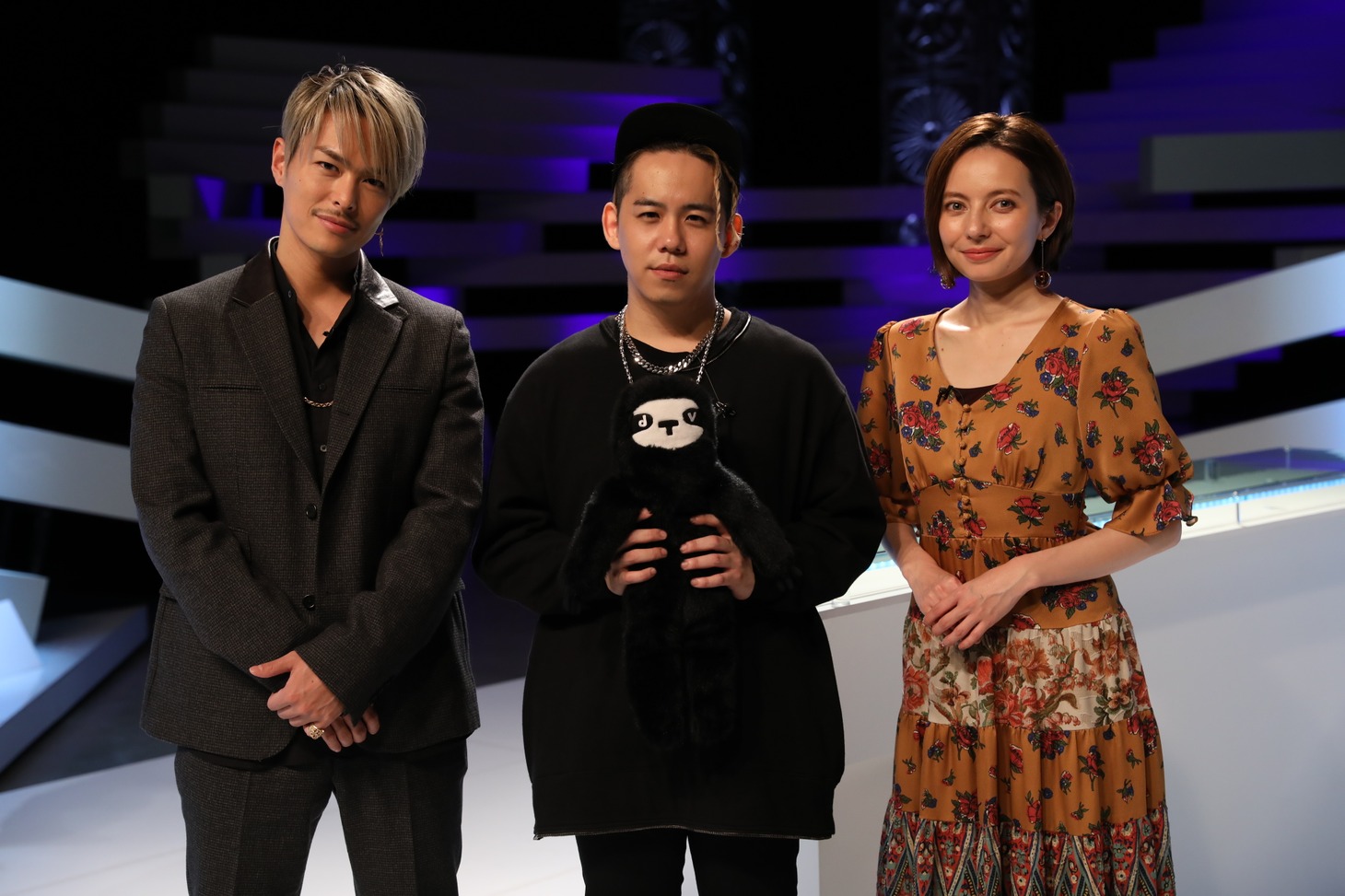 左から今市隆二（三代目 J Soul Brothers from EXILE TRIBE）、清水翔太、ベッキー。