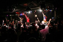 Malcolm Mask McLaren「refocus」東京・TSUTAYA O-nest公演の様子。（写真提供：エイジアプロモーション）