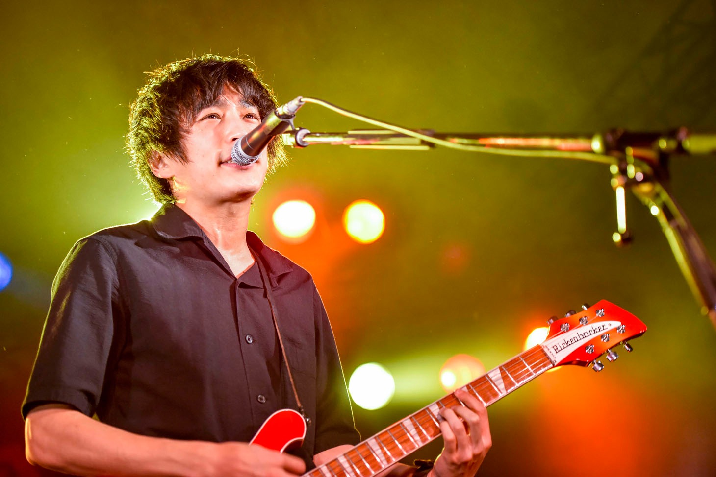 古舘佑太郎（Vo, G / 2）（写真提供：FM802）
