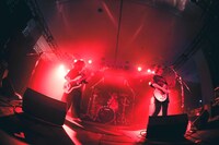 yonige（写真提供：FM802）